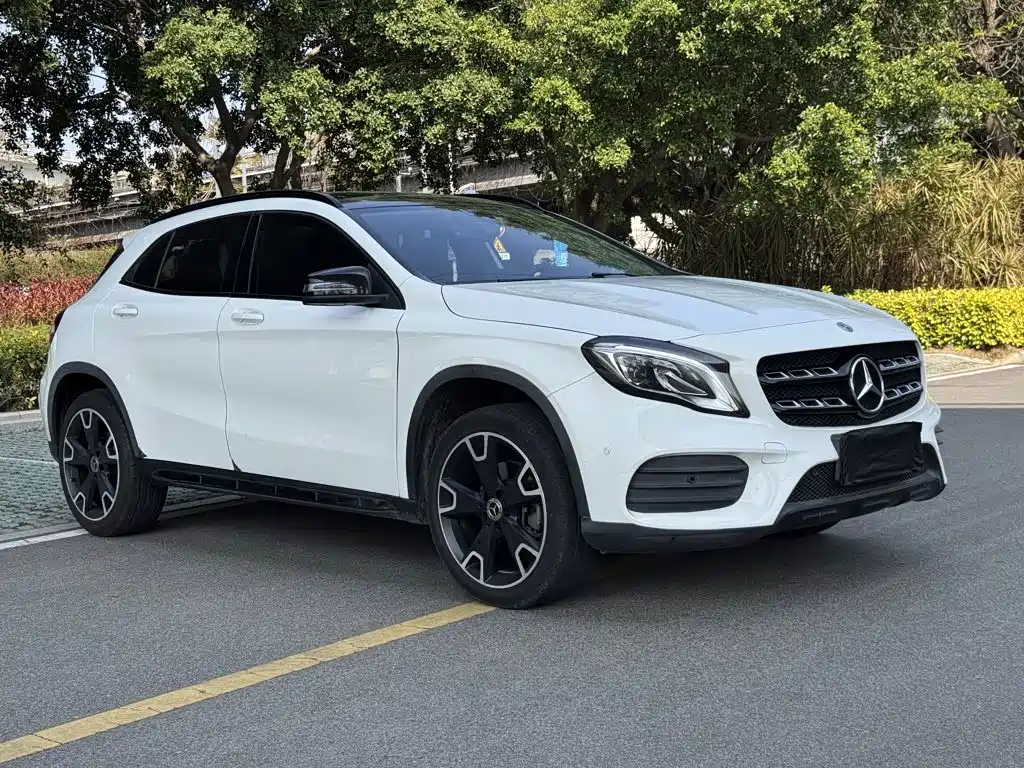 Mercedes-Benz GLA 2019