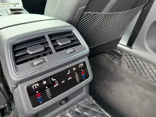 Audi A6L 2022
