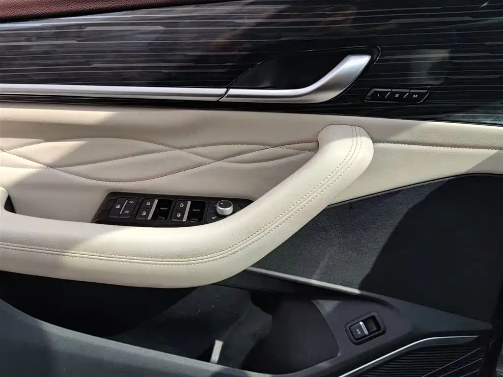 Geely Xingyue L 2023 — фото 11
