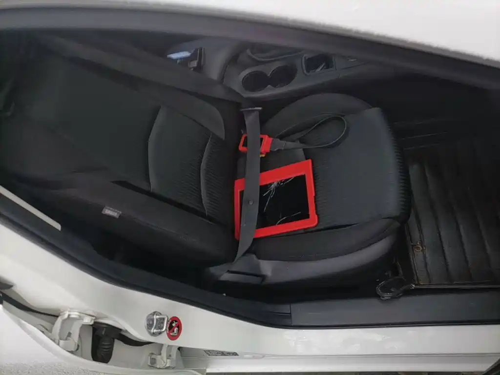 Mazda 3 Axela 2015 — фото 25