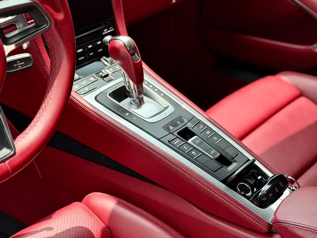 Porsche 718 2021 — фото 10