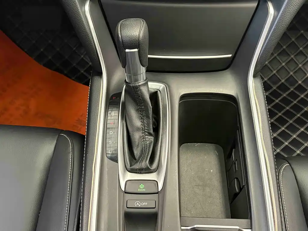Honda Inspire 2019 — фото 20