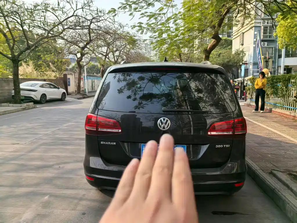 Volkswagen Sharan 2018 — фото 2
