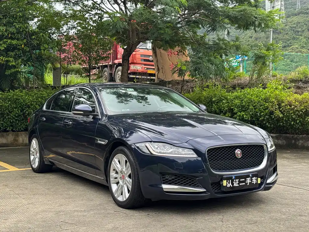 Jaguar XFL 2018 — фото 3