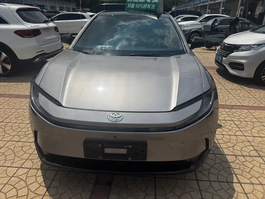 Toyota bZ5 2026