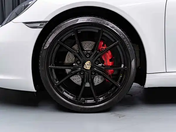 Porsche 911 2019