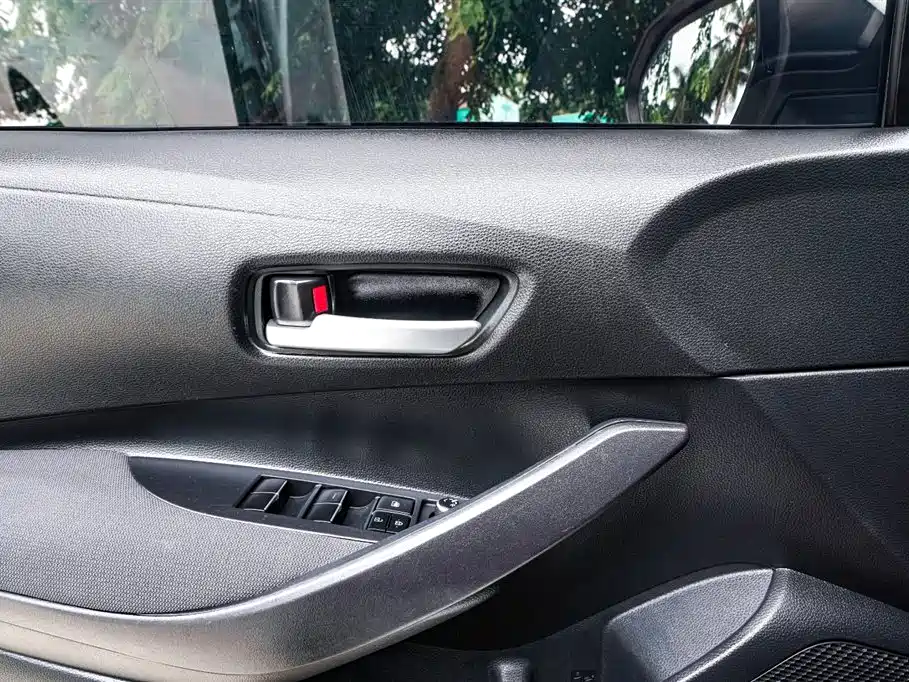 Toyota Corolla 2022 — фото 14