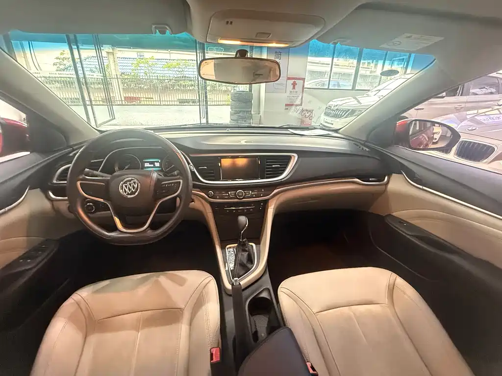 Buick Excelle 2015 — фото 9