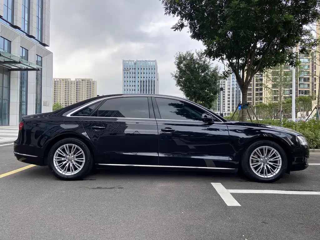 Audi A8 2015