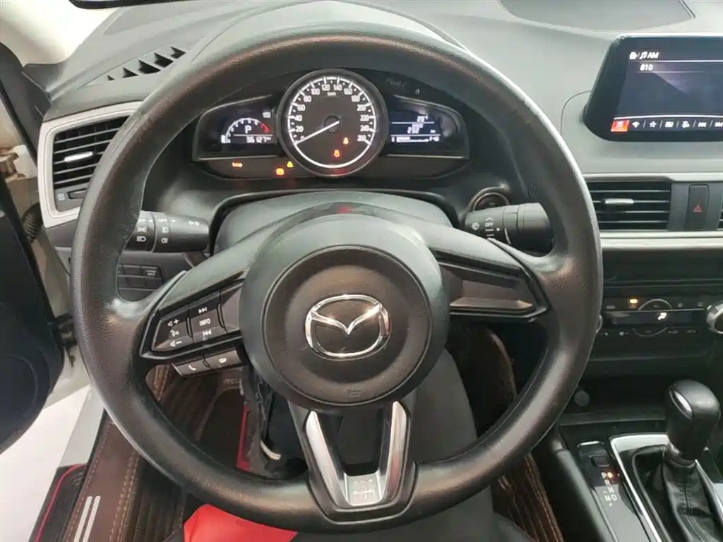Mazda 3 Axela 2019 — фото 11