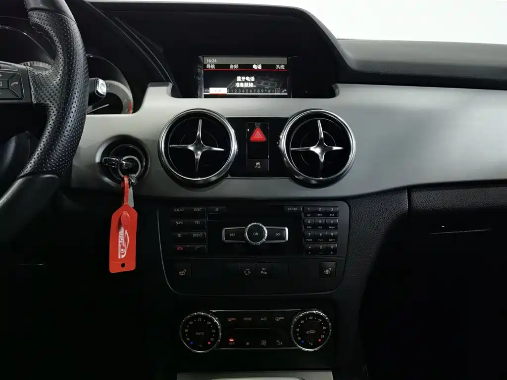 Mercedes-Benz GLK-Class 2014 — фото 12