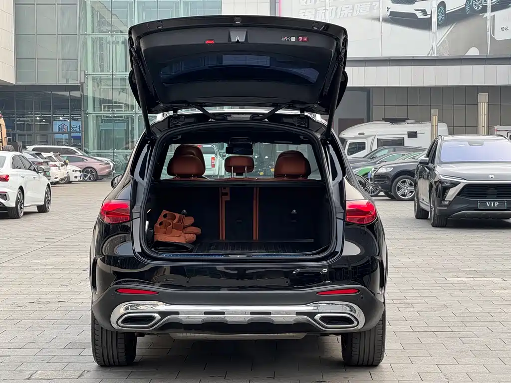 Mercedes-Benz GLC 2023 — фото 10