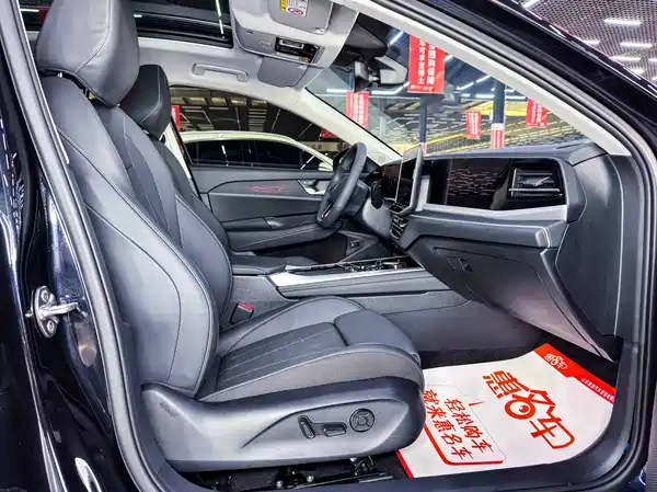 Volkswagen Passat 2025