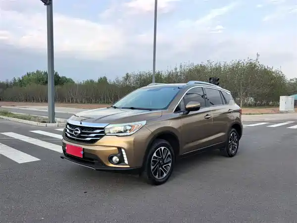 GAC Trumpchi GS4 2015