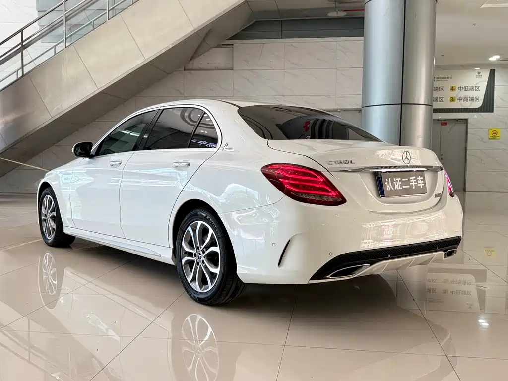 Mercedes-Benz C-Class 2017