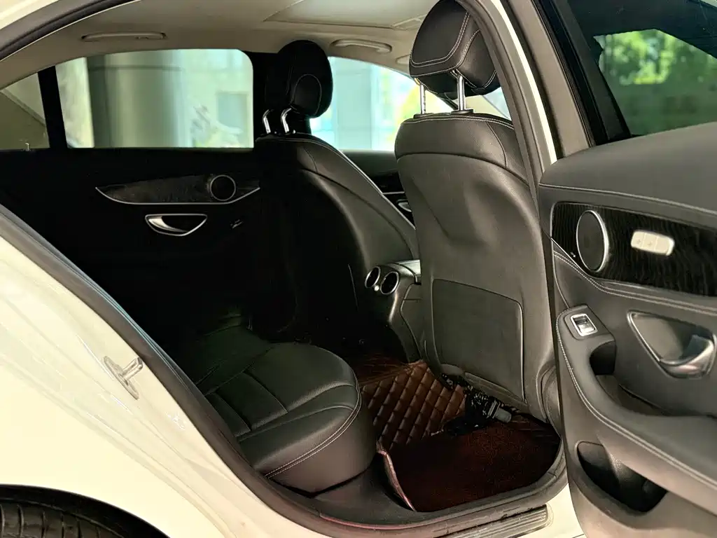 Mercedes-Benz C-Class 2017 — фото 11