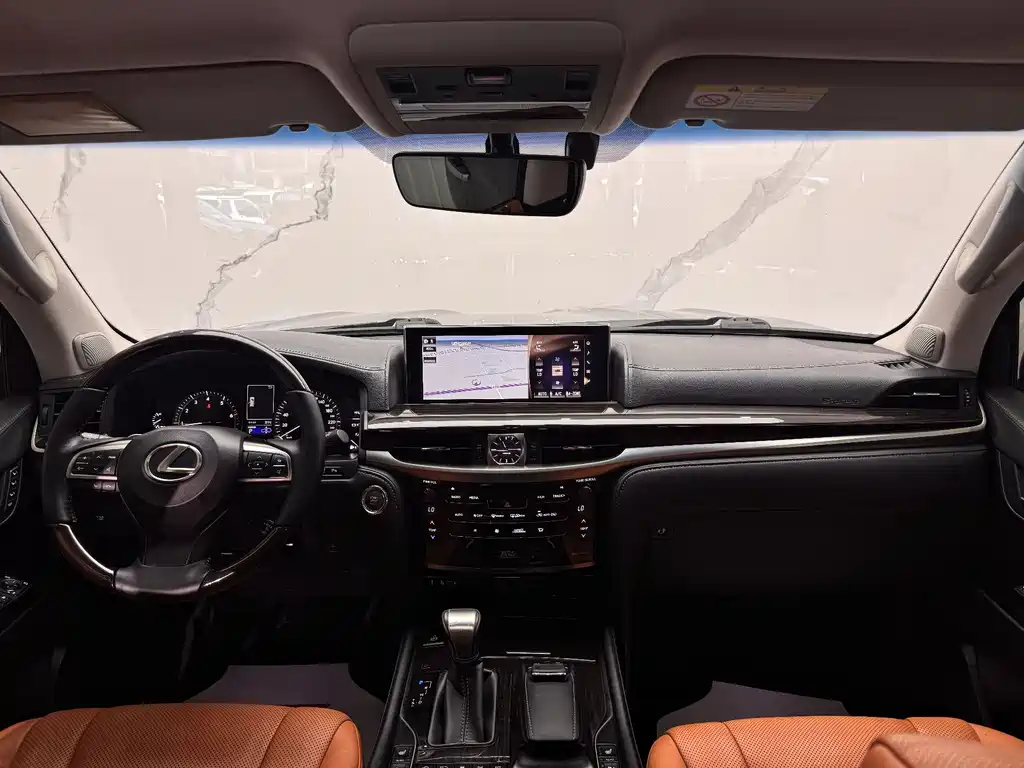 Lexus LX 2016