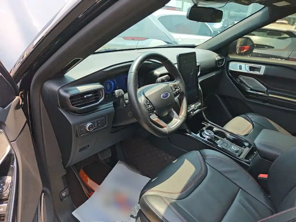 Ford Explorer 2021 — фото 16