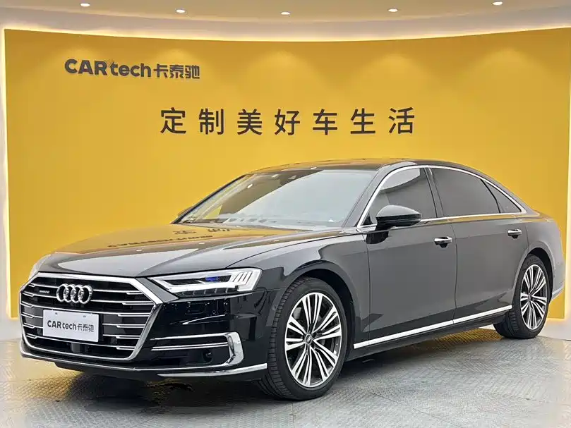 Audi A8 2021 — фото 13