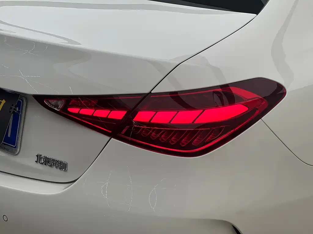Mercedes-Benz C-Class 2023 — фото 19