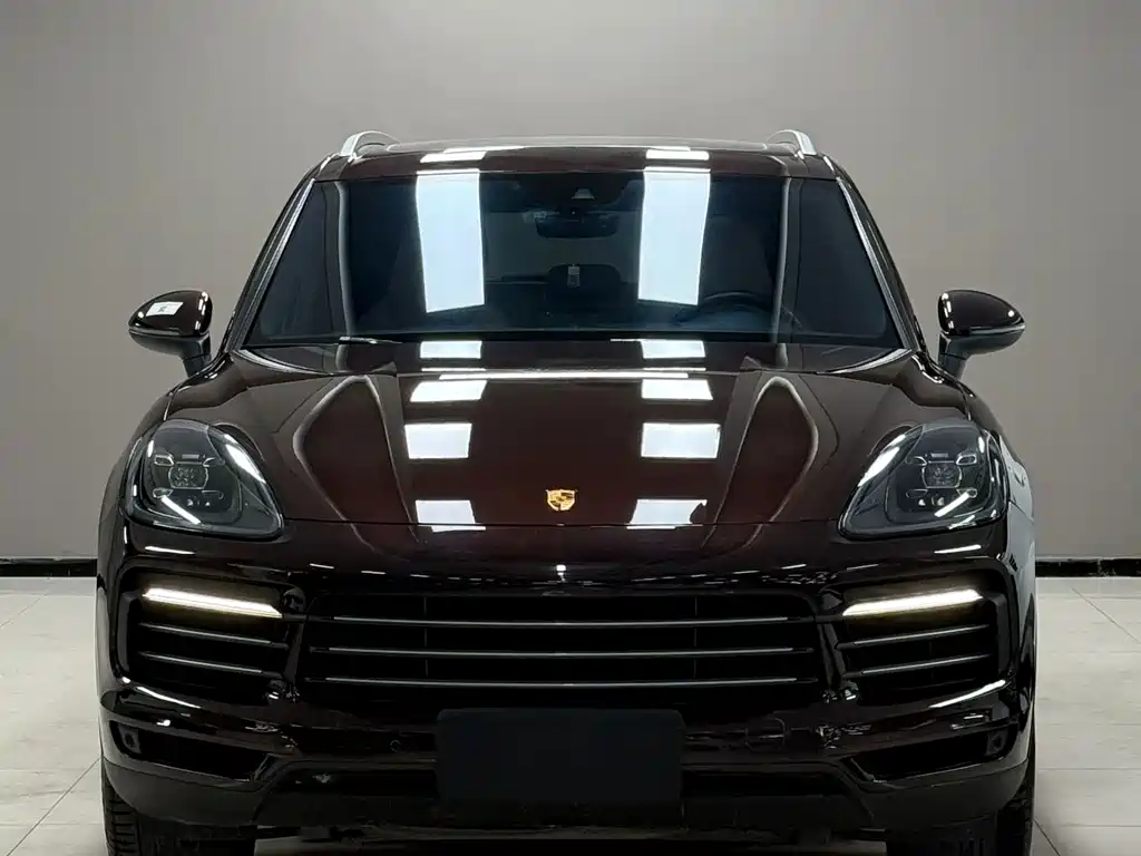 Porsche Cayenne 2019 — фото 3