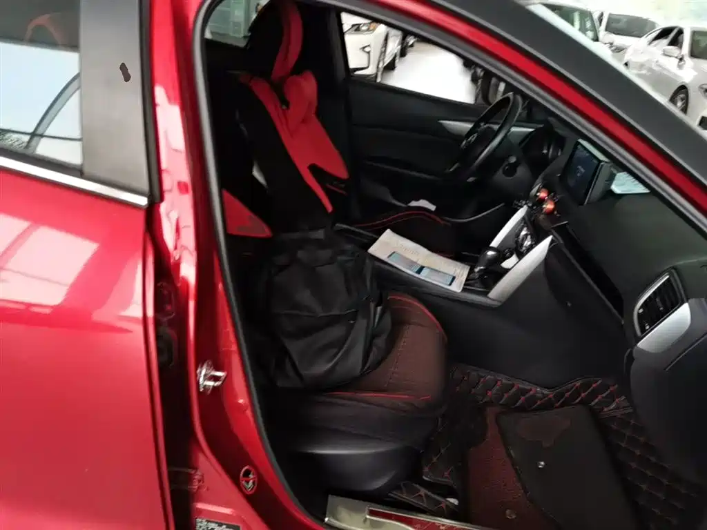 Mazda CX-4 2017 — фото 25