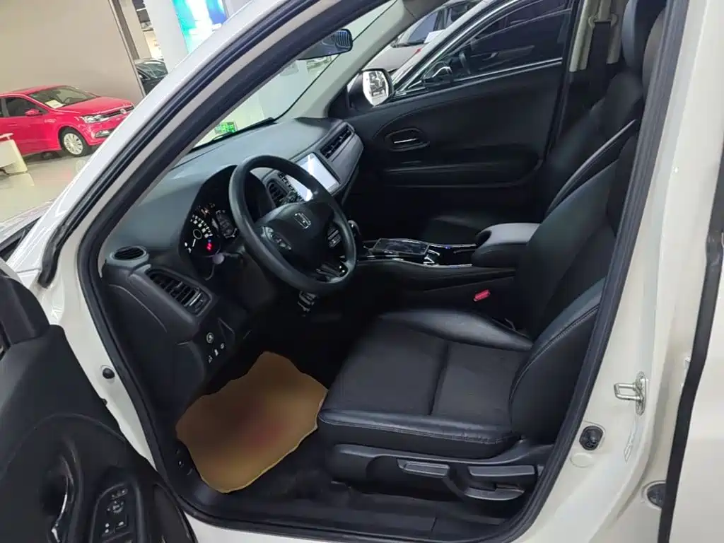 Honda Vezel 2020 — фото 15