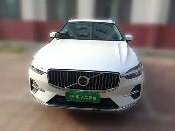 Volvo XC60 2022