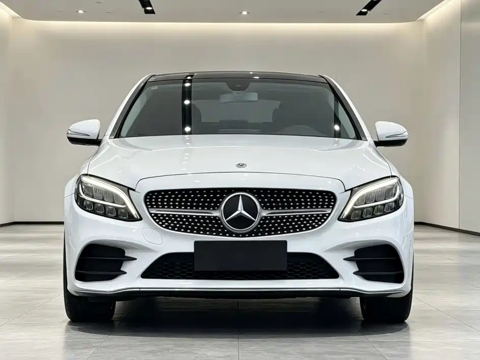 Mercedes-Benz C-Class 2019
