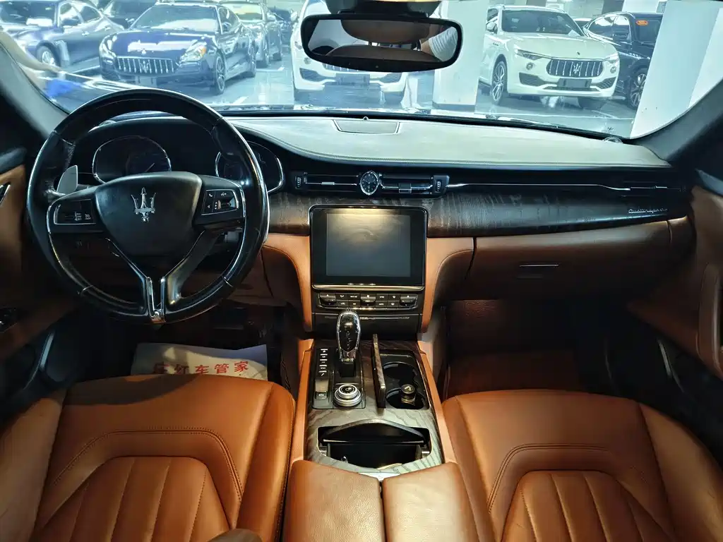 Maserati Quattroporte 2018 — фото 7