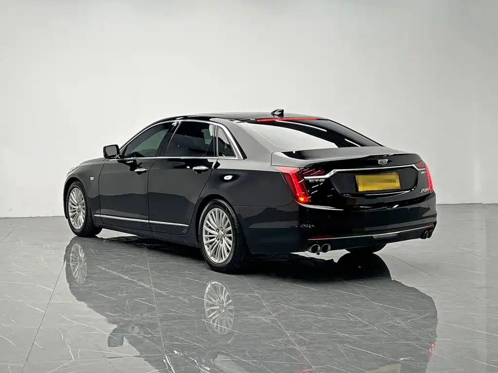 Cadillac CT6 2022 — фото 4