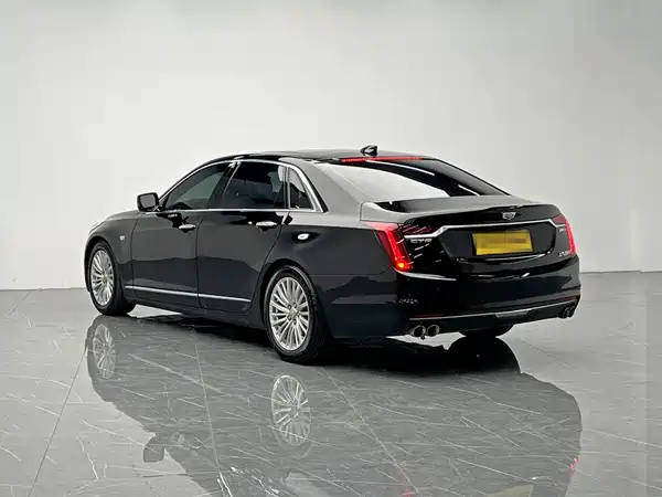 Cadillac CT6 2022