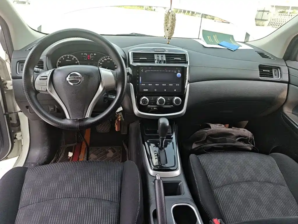 Nissan Tiida 2019 — фото 10