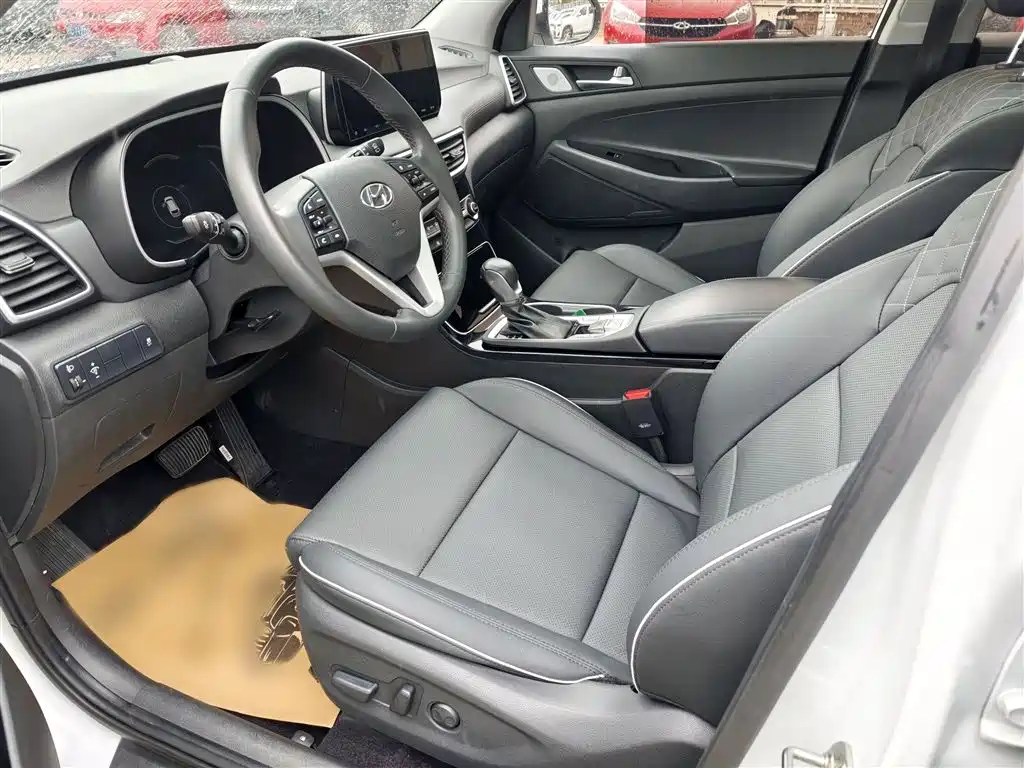 Hyundai Tucson 2020 — фото 11