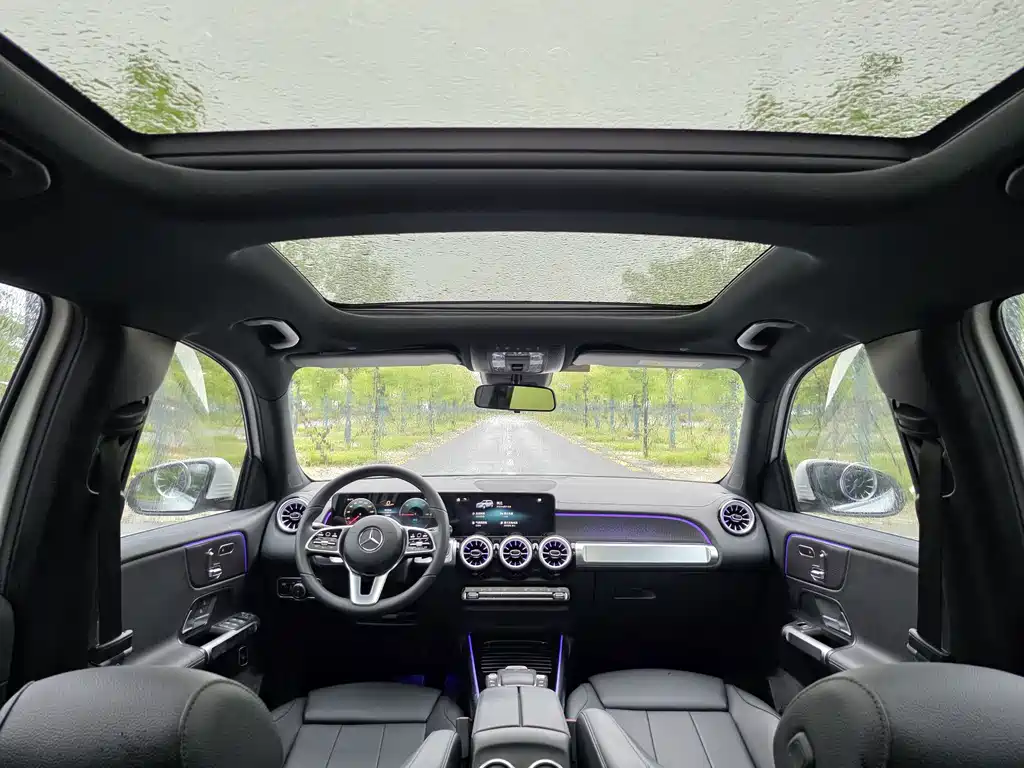 Mercedes-Benz EQB 2023 — фото 17