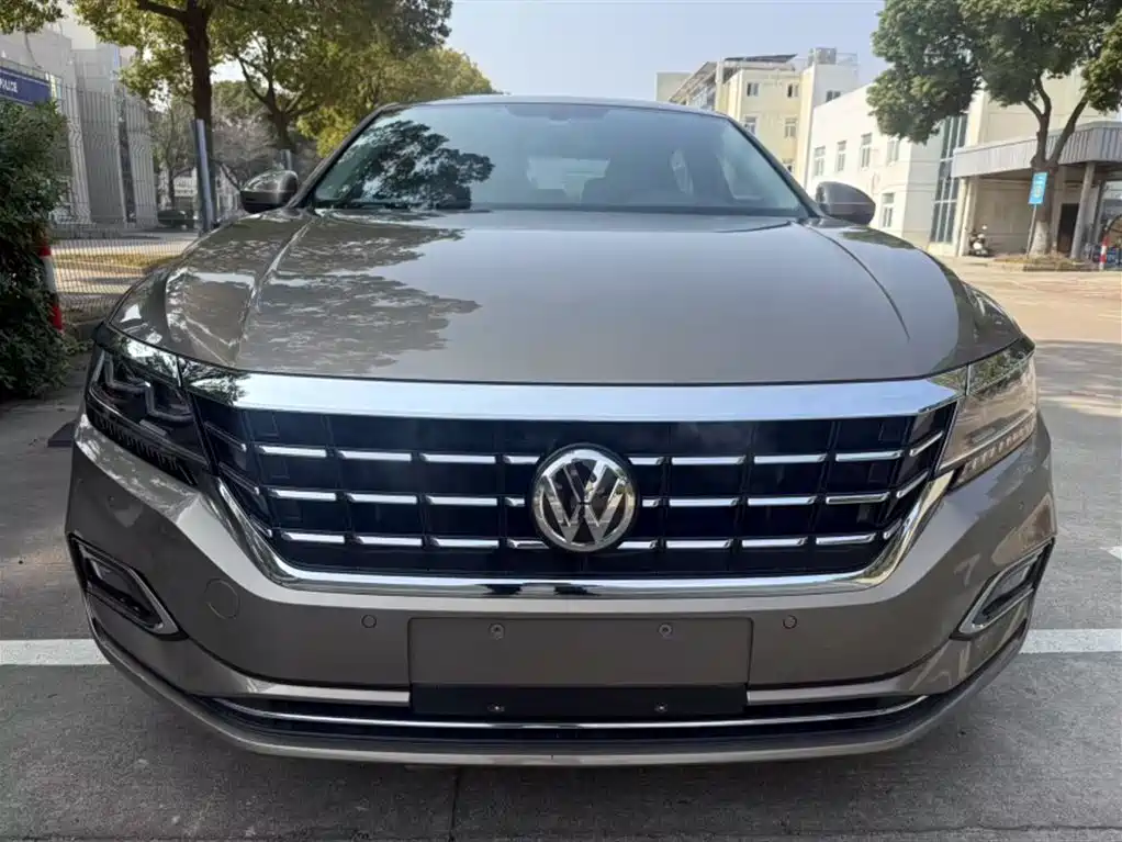 Volkswagen Passat 2019 — фото 20