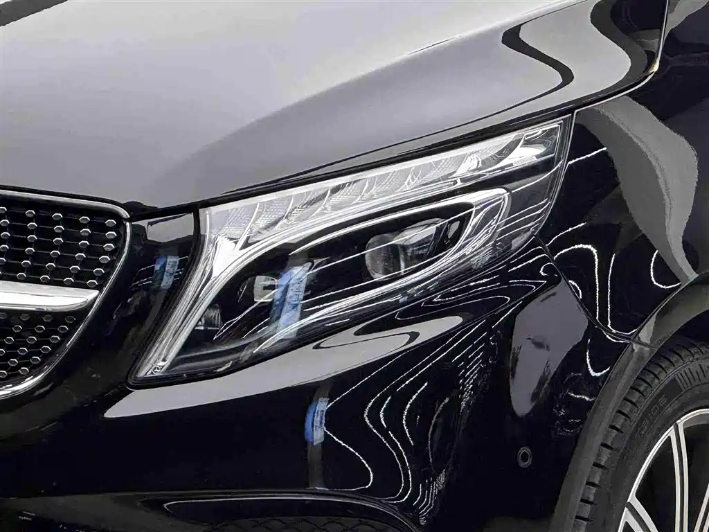 Mercedes-Benz V-Class 2022 — фото 3