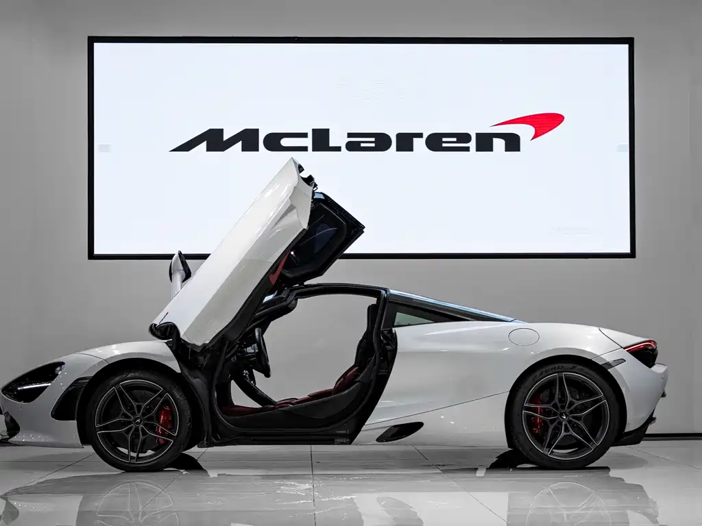 McLaren 720S 2020 — фото 4
