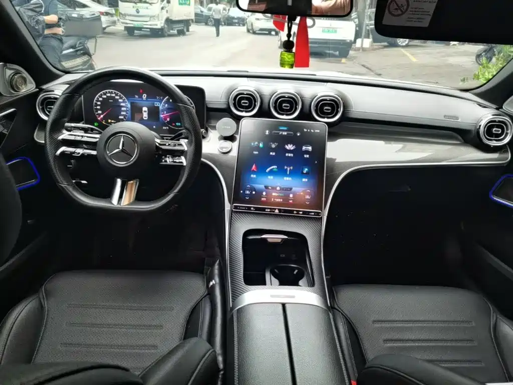 Mercedes-Benz C-Class 2022 — фото 10