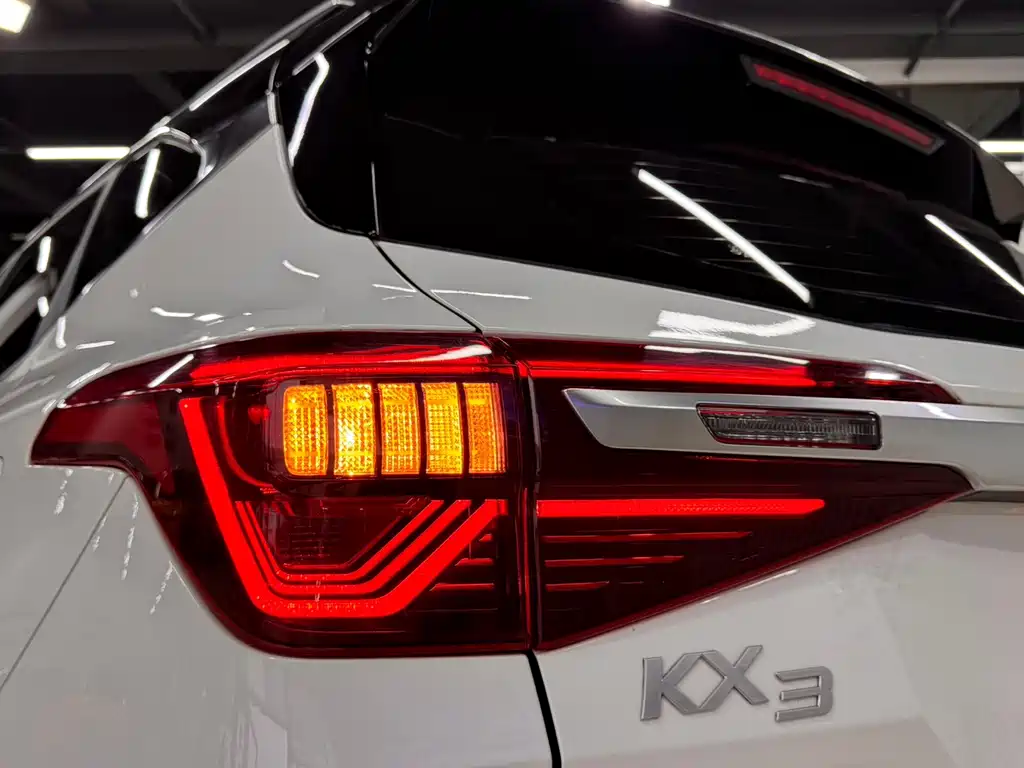 Kia KX3 Proud Running 2023 — фото 20