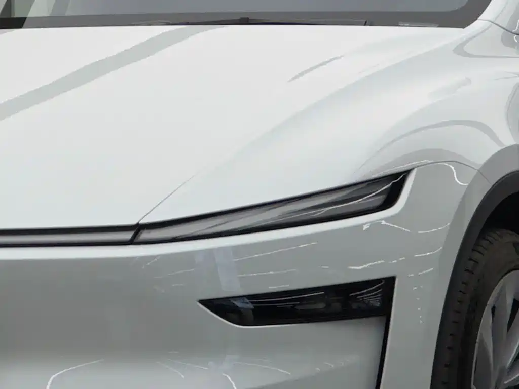 Tesla Model Y 2025 — фото 3