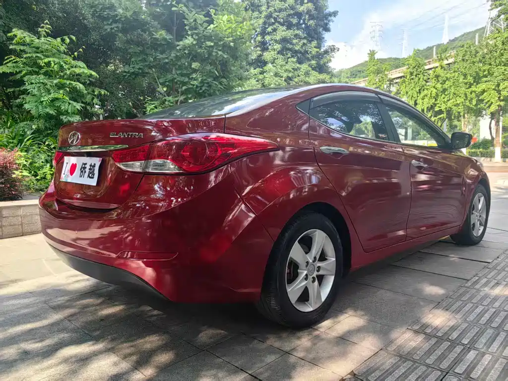 Hyundai Elantra 2014