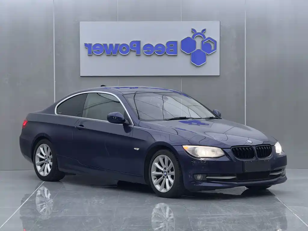 BMW 3 Series 2011