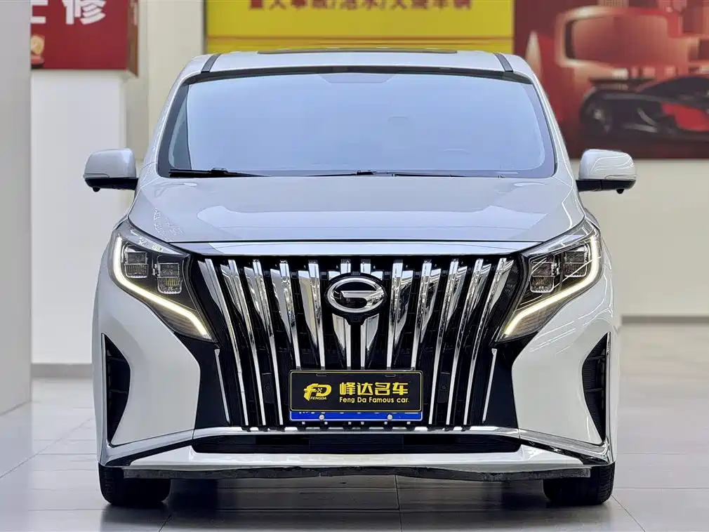 GAC Motor Trumpchi M8 2022 — фото 3