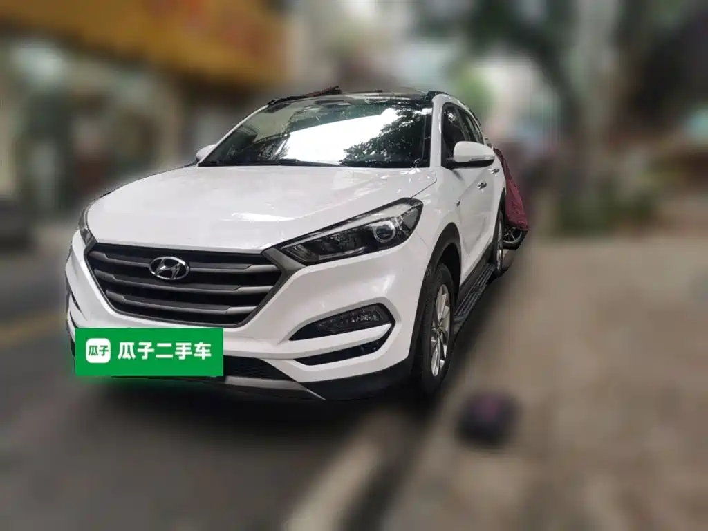 Hyundai Tucson 2017 — фото 1