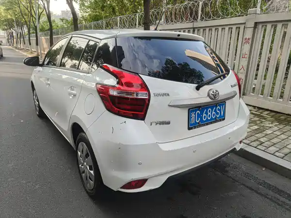 Toyota Yaris L 2019