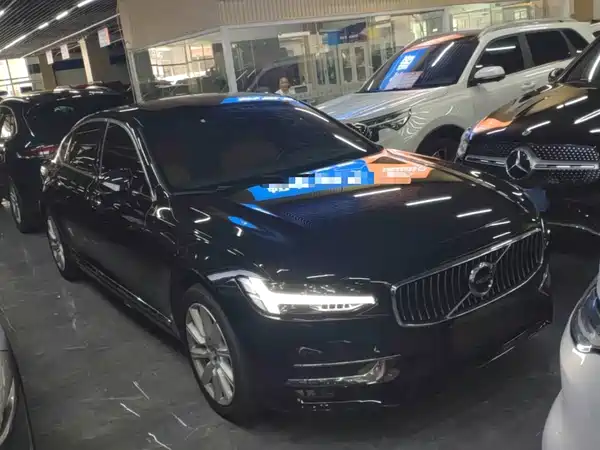 Volvo S90 2020
