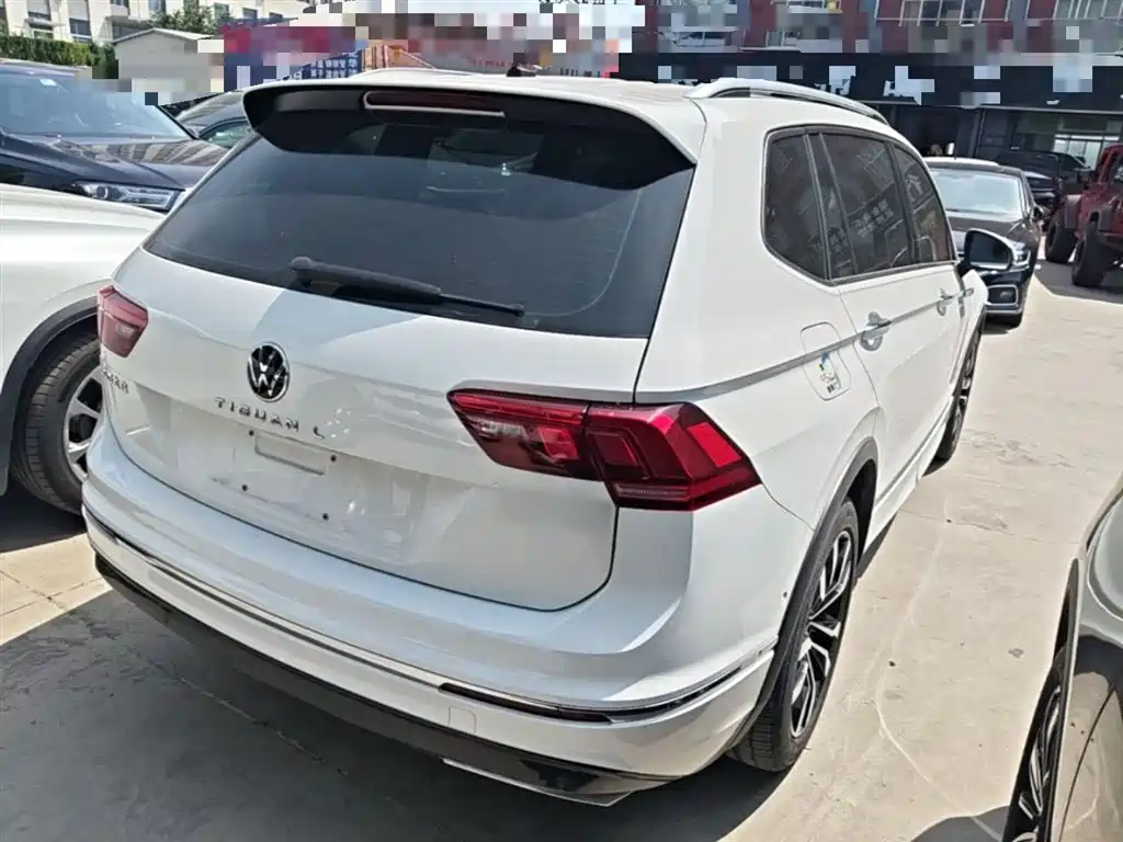 Volkswagen Tiguan L 2021 — фото 7