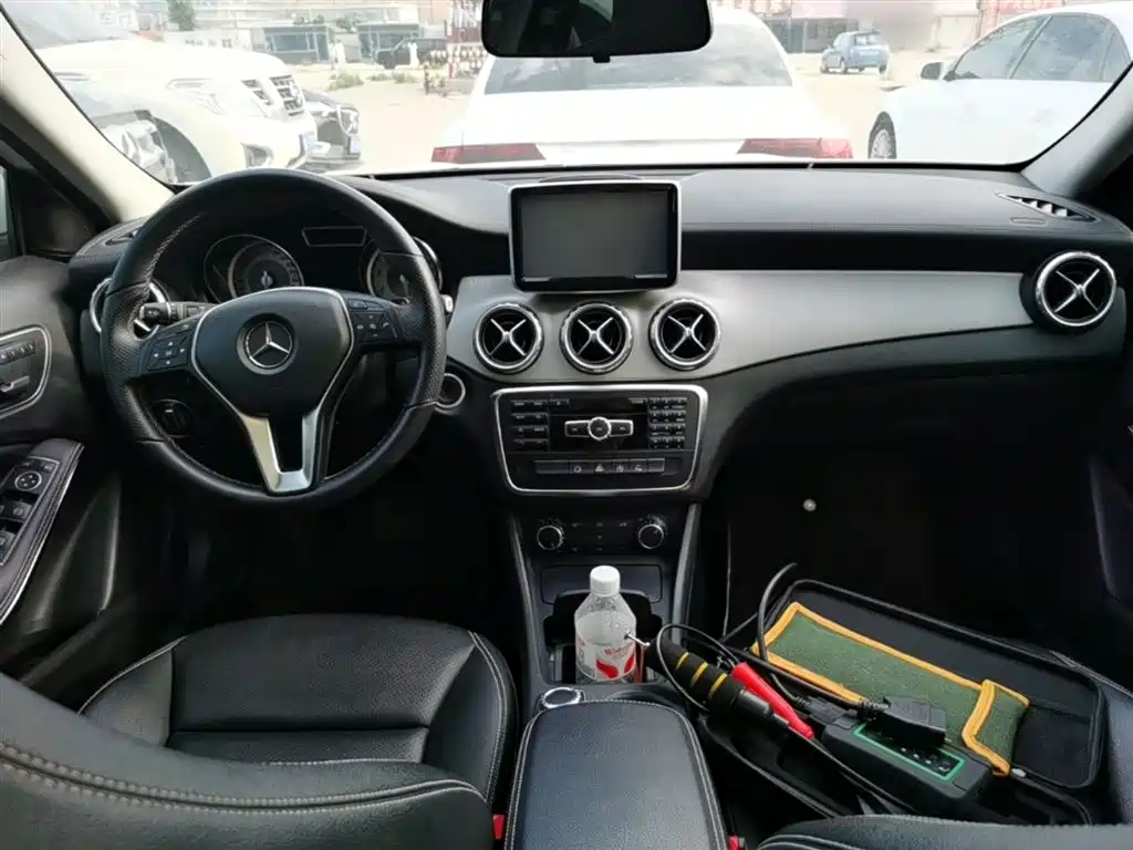 Mercedes-Benz GLA 2015 — фото 10