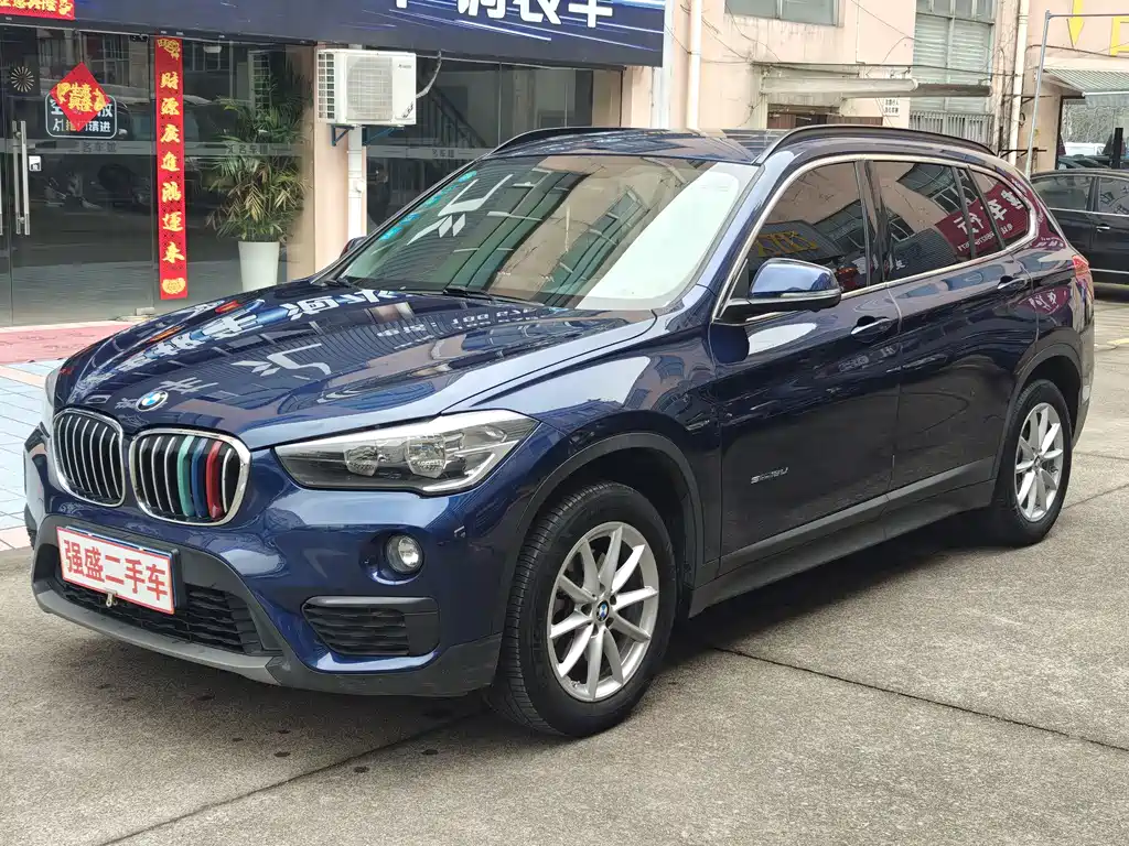BMW X1 2017 — фото 1